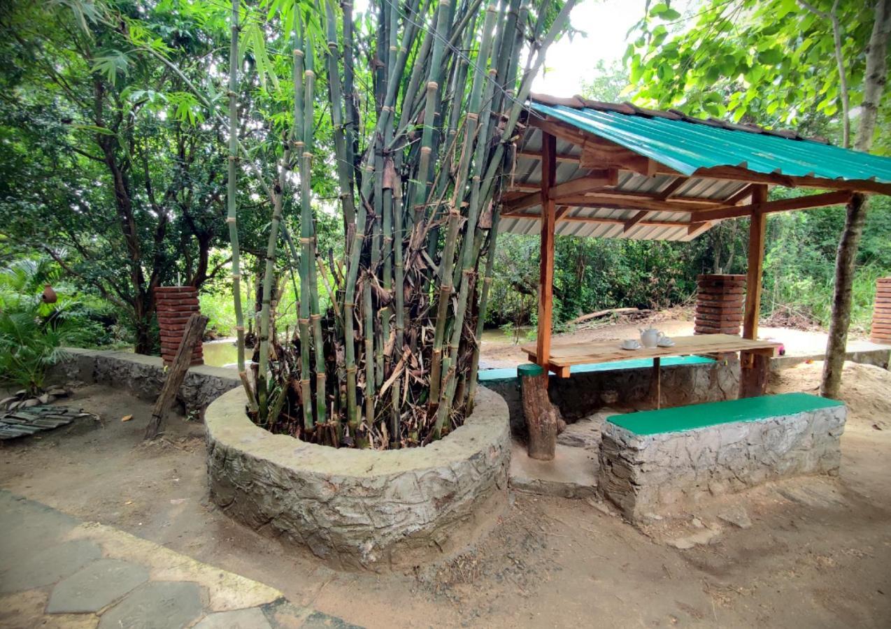 Sigiriya River Side Villa ภายนอก รูปภาพ